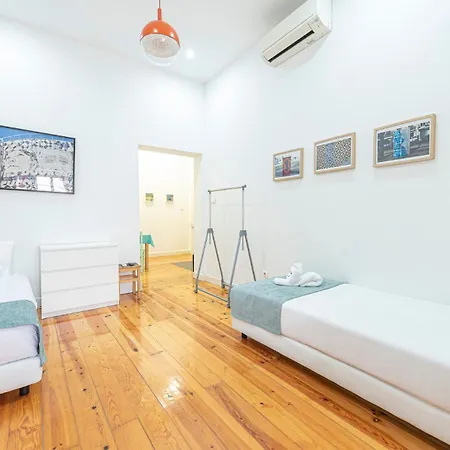 Houze_central In Alcantara *